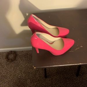 Jessica Simpson’s heels
